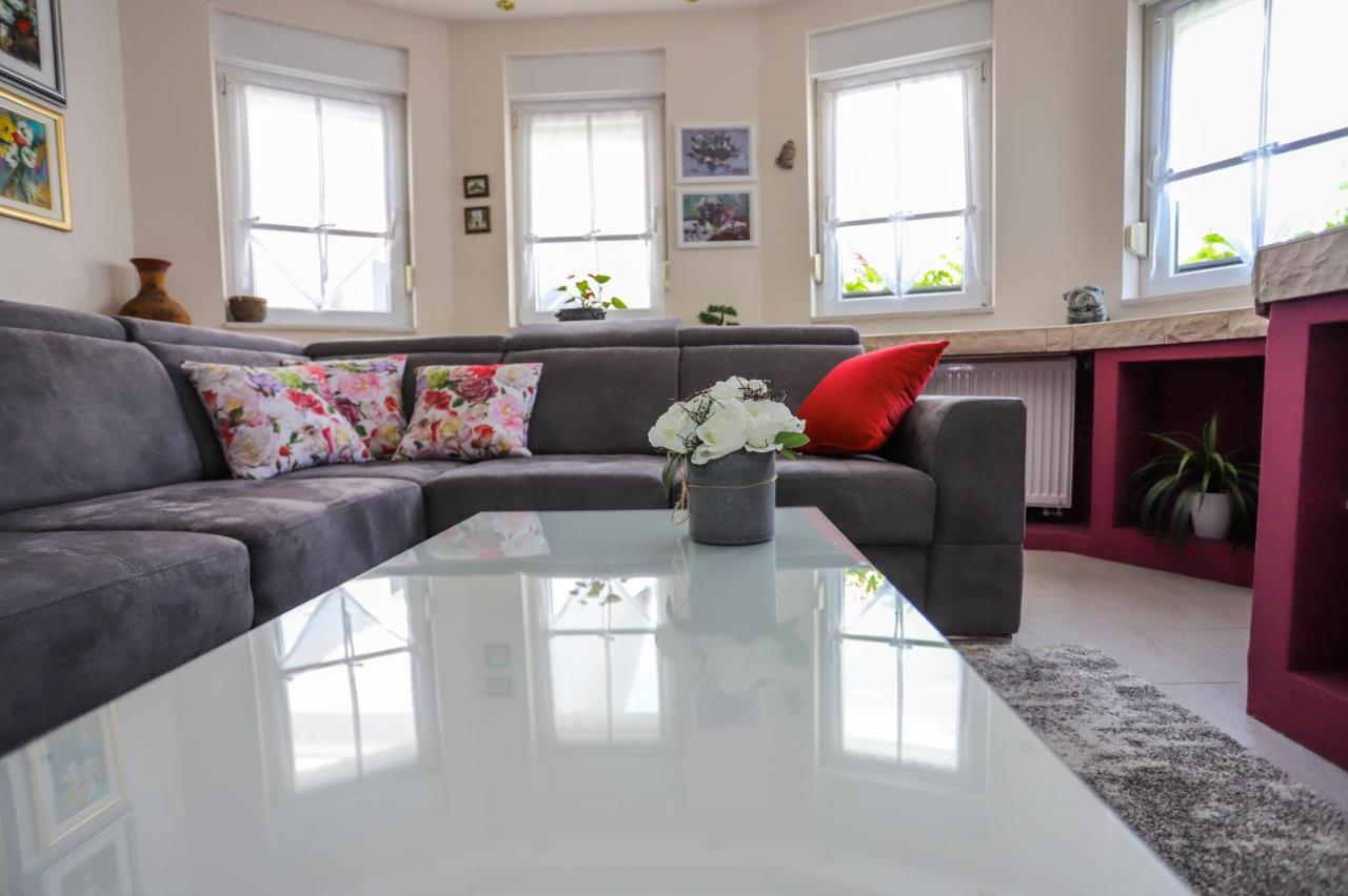Apartman Veronika Ðakovo Bagian luar foto